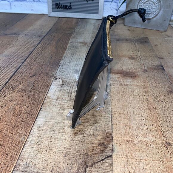 Fossil Black Zip Pouch with tab pull - Picture 3 of 8